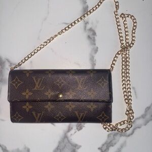Authentic Louis Vuitton Sarah Wallet with Chain